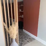 Dans Ma Bulle - Les Balcons De La Cite * قرقشونه